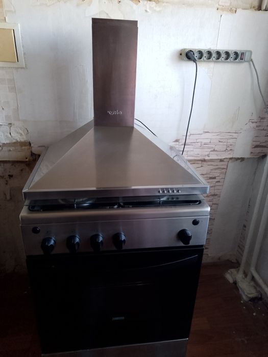 Продается газовая плита