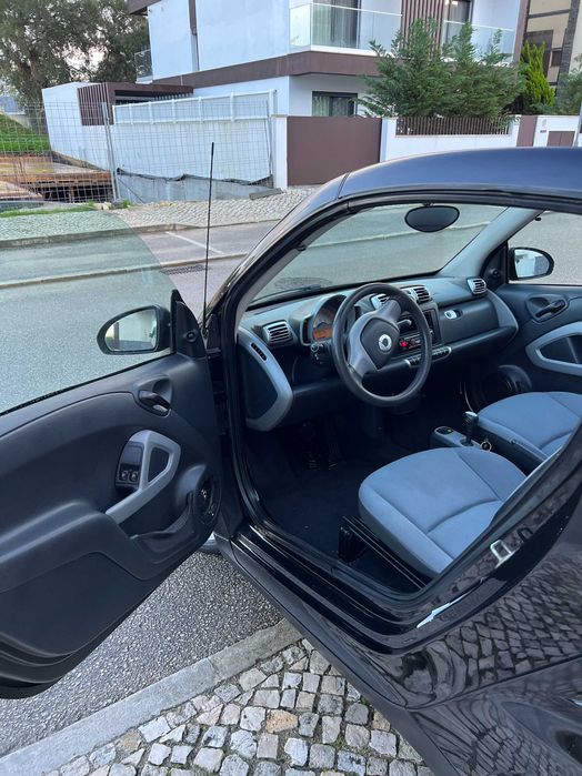 Smart Fortwo 2009 – prático e estimado