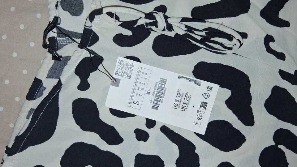 Calças Fluidas Padrão Animal  Animal Print Preto e Branco Zara (Tam. S  Novas c Etiqueta)