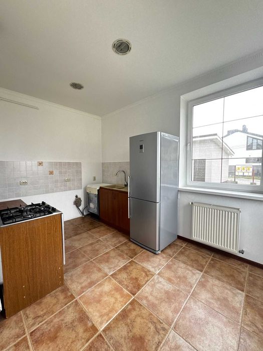 Продам новий будинок з ремонтом 245м2/10соток в Крихівцях.