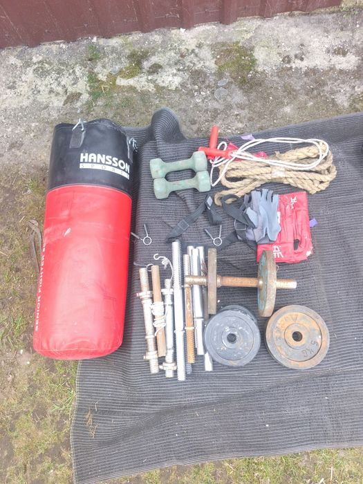 Obciążenie gryfy piąstkówki lina hantle skakanka worek Cena za całość