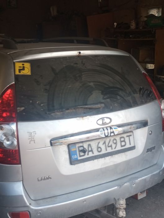 Продам машину універсал пріору