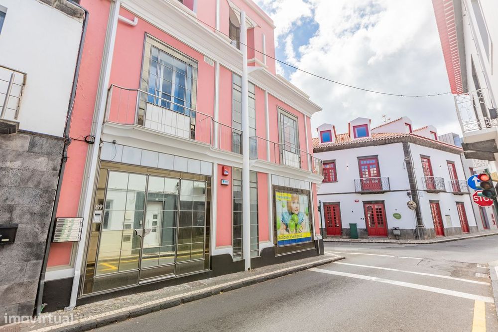 Apartamento Duplex - Centro de Ponta Delgada