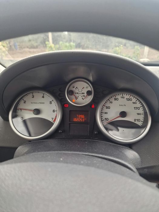 Peugeot 207 1.4cc