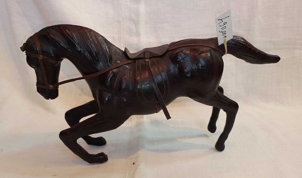 Cavalo  em Couro