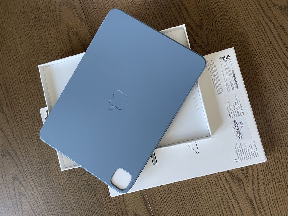 Capa iPad Pro M4 11” Smart Folio C/ Nova