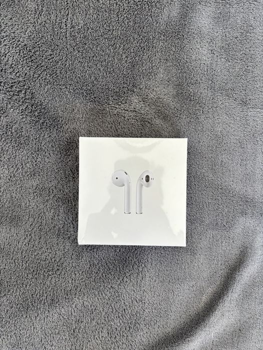 Airpods 2nd Gen
