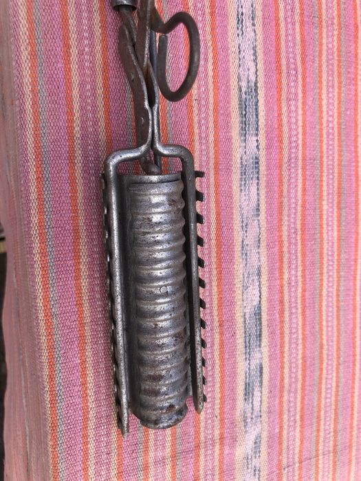 Ferro de ondulação de metal vintage