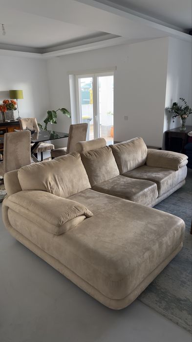 Sofá Beje Chaise Longue 3 lugares