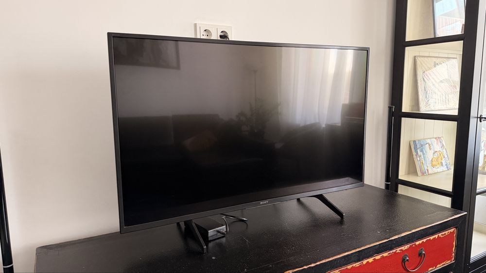 Sony Bravia 43” (KD-43XH8096) 4K Smart TV – ідеальний стан: 14 000