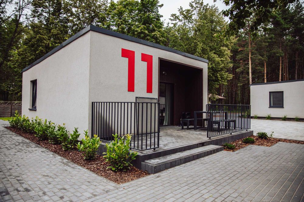 Domki w lesie nad jeziorem | Nocleg | Mrówki | Aktywna majówka 2026