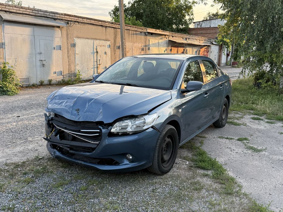 Peugeot 301 2015 1.6 дизель Після дтп