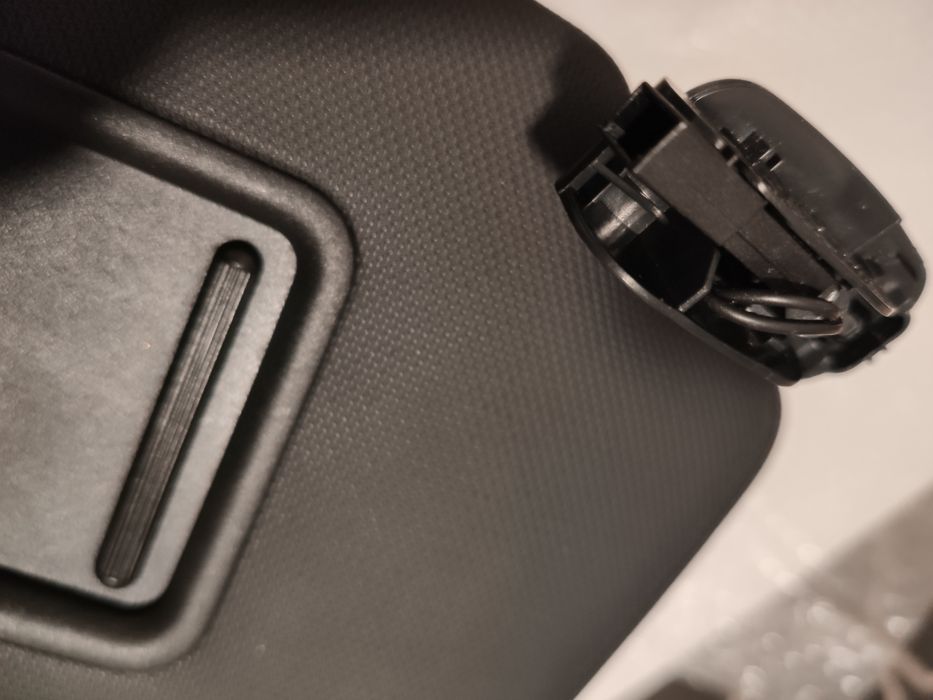 Słonecznik, osłona przeciwsłoneczna Audi A4B8