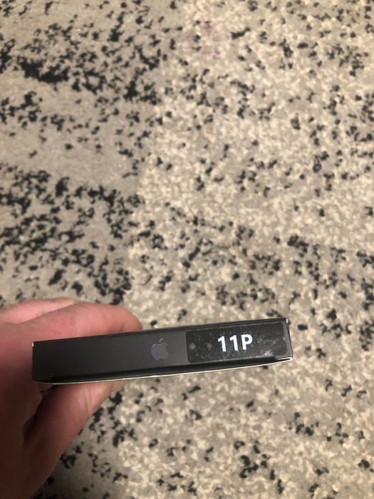 Батарея iphone 11 pro, 100%