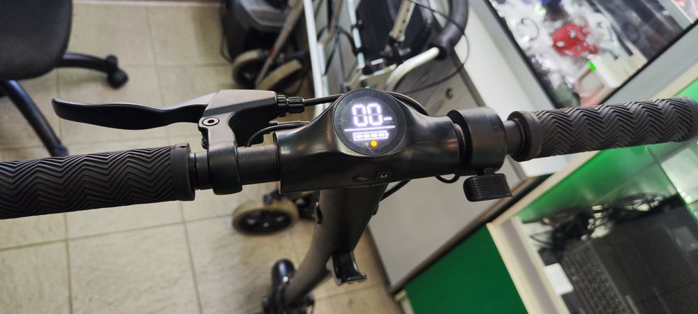 Електросамокат б/у