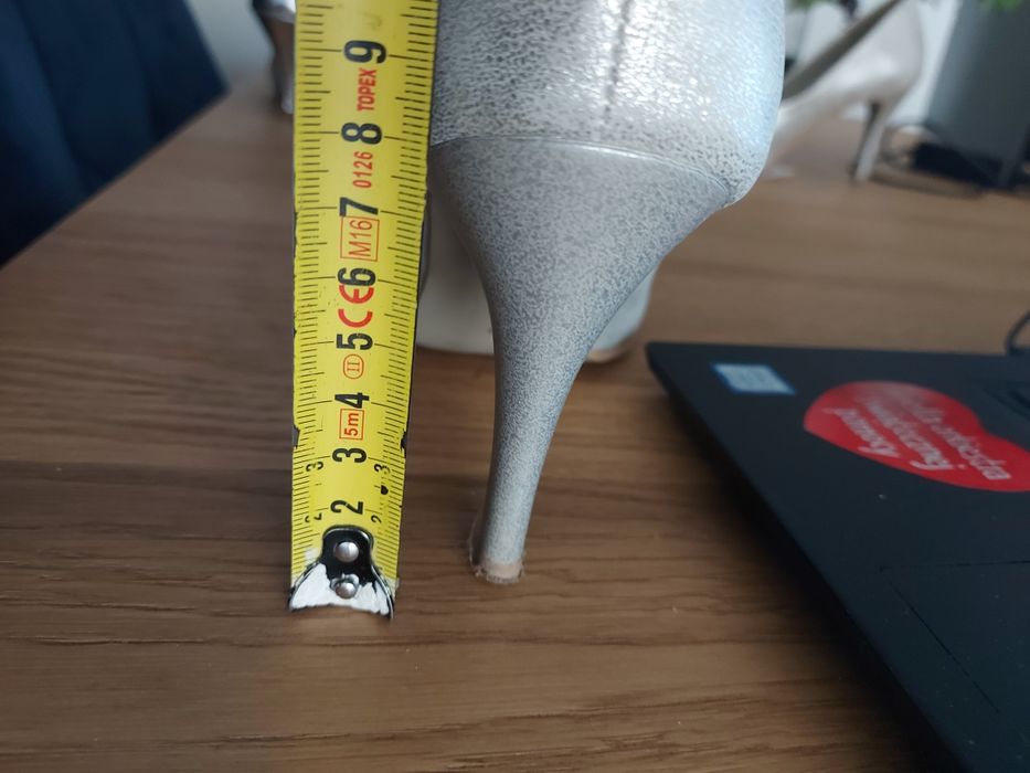 Buty ślubne srebrne