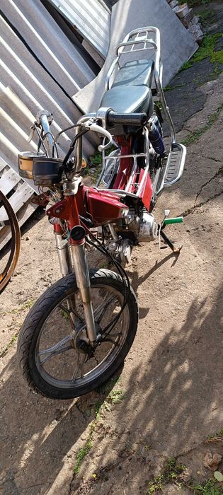 Срочно продам дельта мопед  70сс