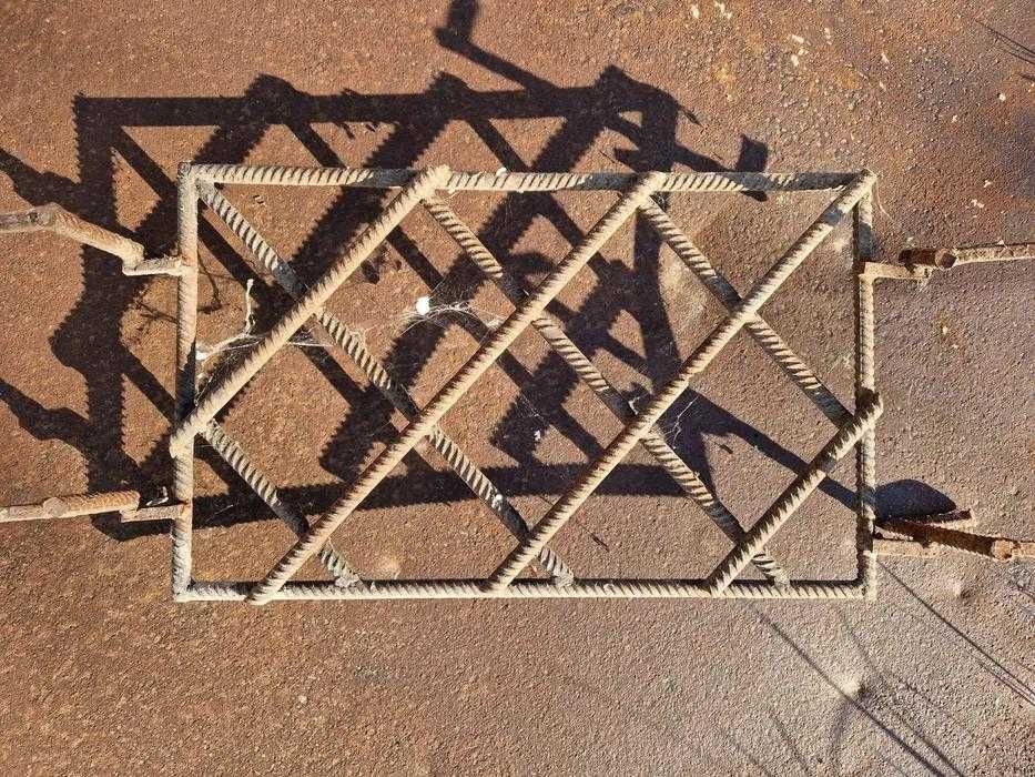 Металева решітка, ґрати на вікно, б/в.