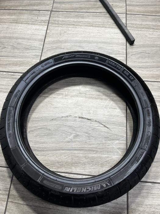 Шина до мотоцикла Michelin Pilot road 4