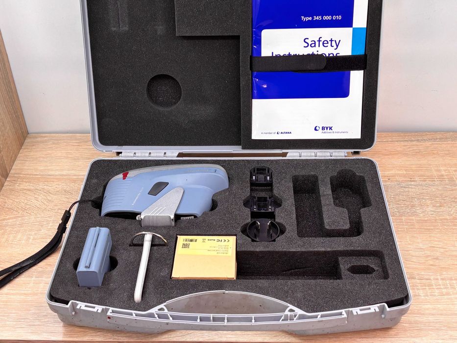 Spektrofotomert AkzoNobel BYK 7060