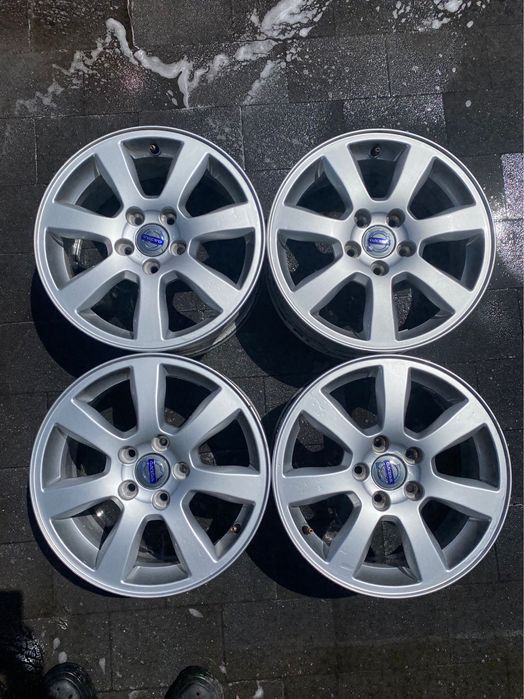 Felgi aluminiowe Volvo 5x108 R16 7J Et50 Otw 63.4 B18