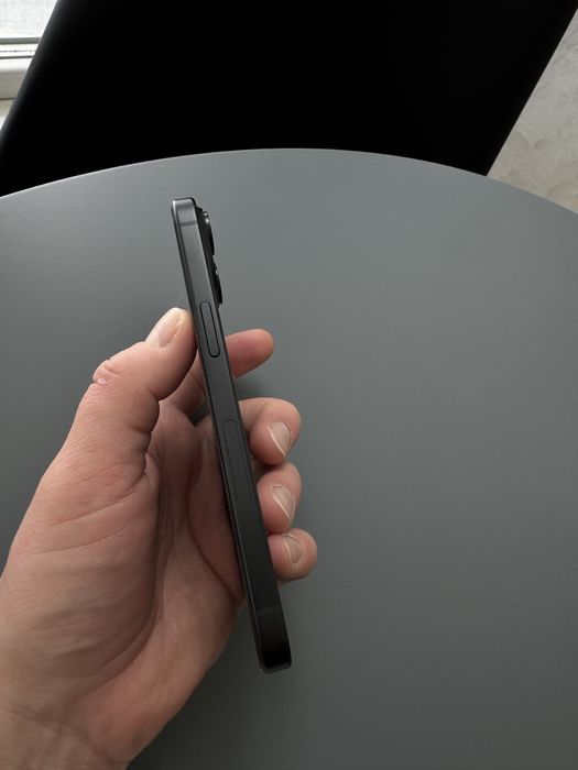 Iphone 15 e-sim Ideal