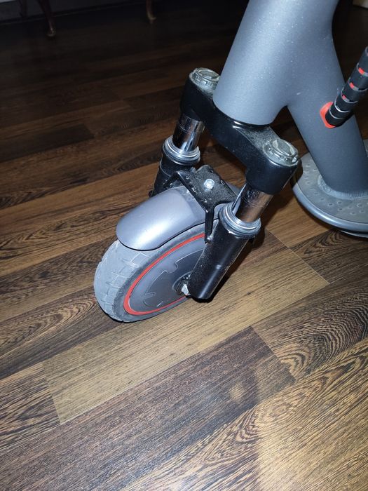 Trotinet Xiaomi Pro2 full extras ( pneus anti furo)