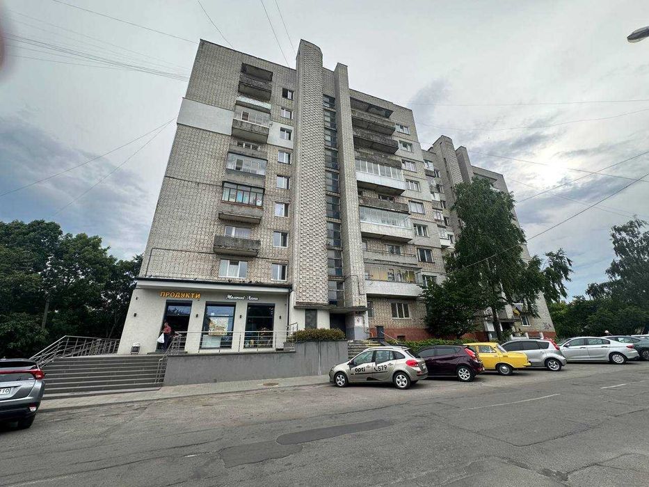 Продаж 4 кім квартири в цегляному будинку вул Медової Печери (Пасічна)