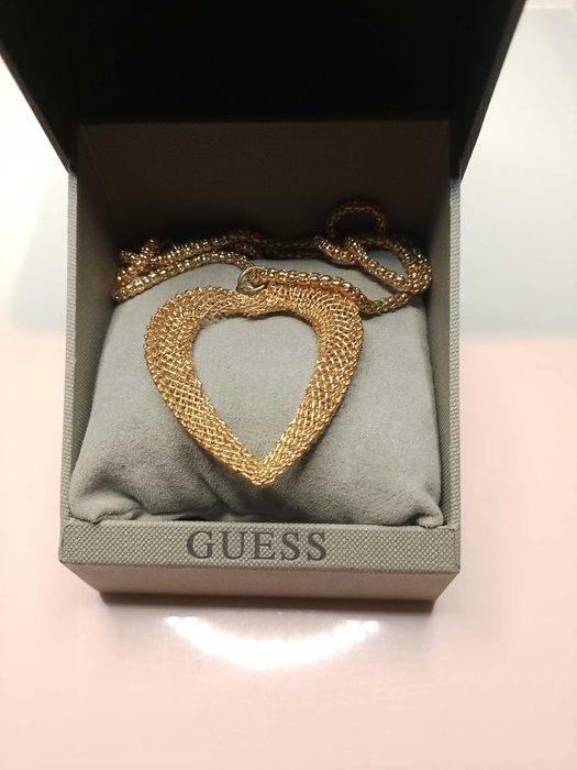 Продам кулон серце