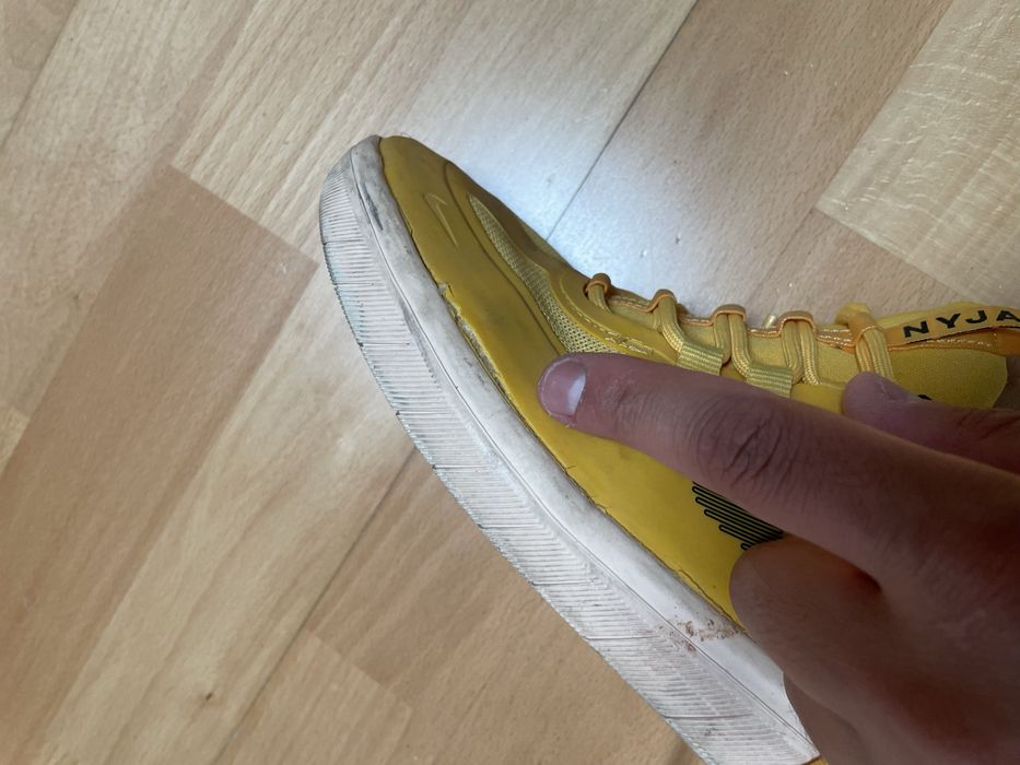 3 pares de sapatilhas Nike
