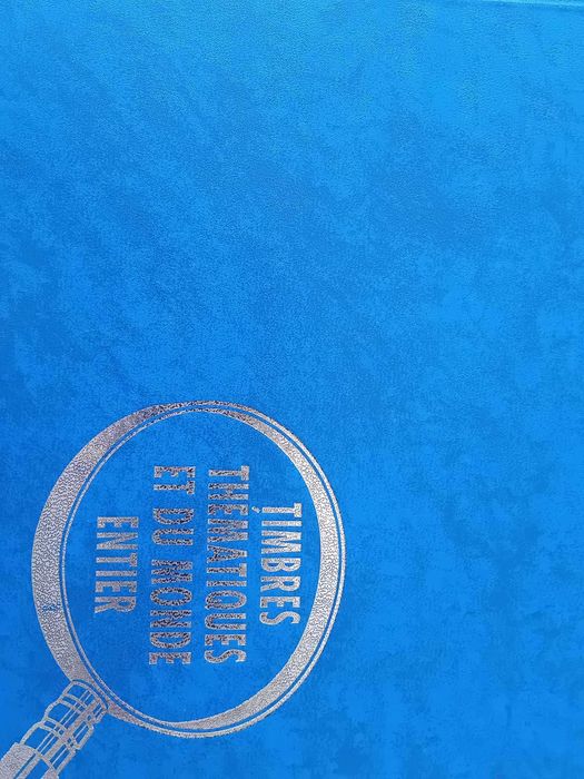 Sprzedam album  z bloczkami i znaczkami