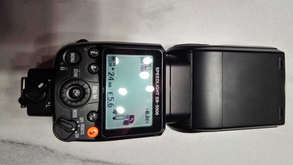 Aparat Nikon Z6II obiektyw Nikor 24-70/4 S lampa Nikon SB-5000