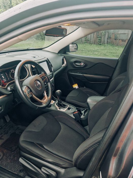 Jeep Cherokee KL  4*4   latitude 2016  ТЕРМІНОВИЙ ПРОДАЖ