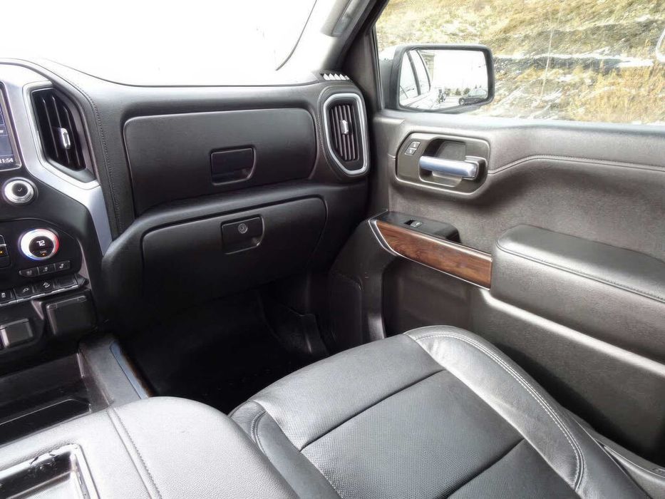 GMC Sierra 1500 SLT      2019