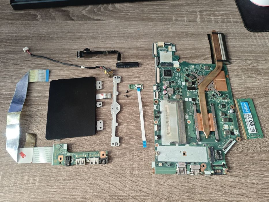 Запчасти для Acer 5 A515