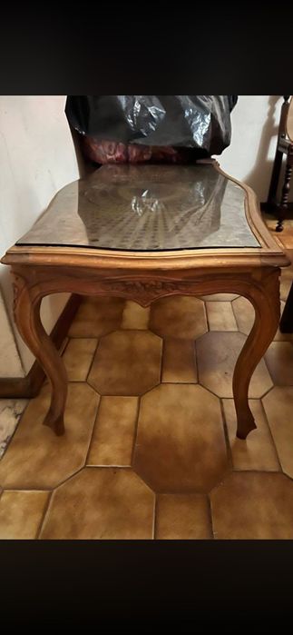 Vendo mesa de centro antiga