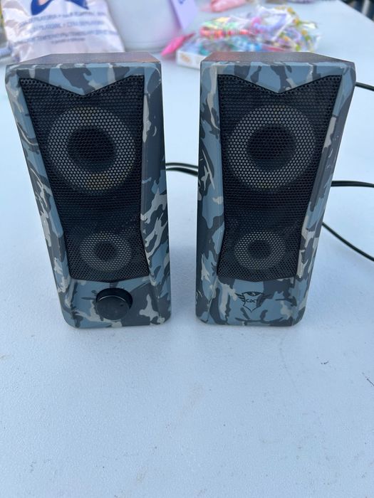 Colunas Trust GTX edição limitada padrao camuflado