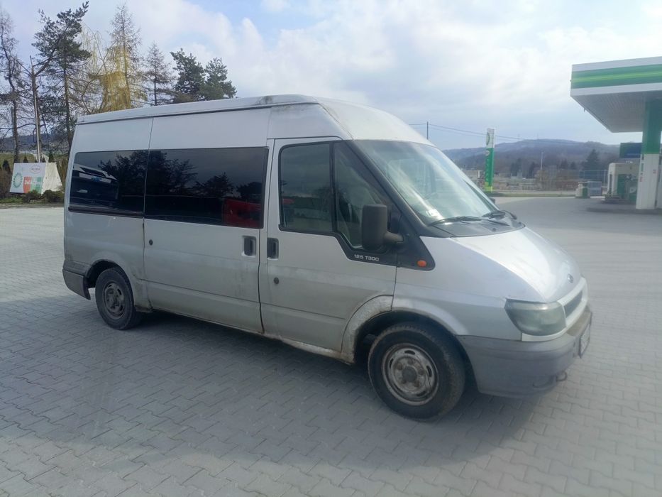 Ford tranzit9 osobowy