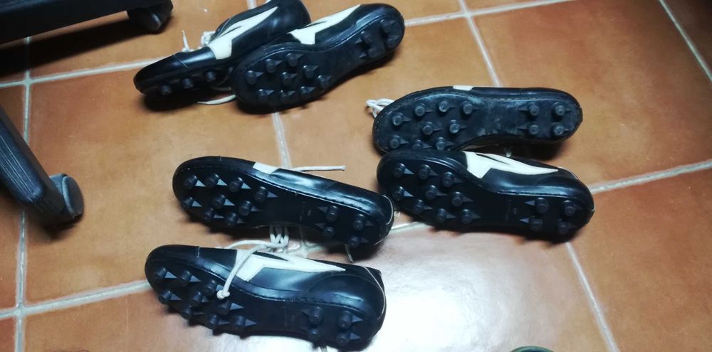 chuteiras de futebol