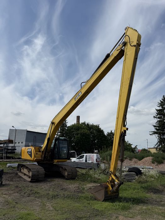JCB Long 17 metrów