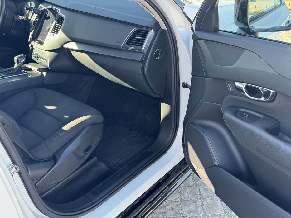 Volvo XC90 2.0 Momentum de 190 CV Nacional