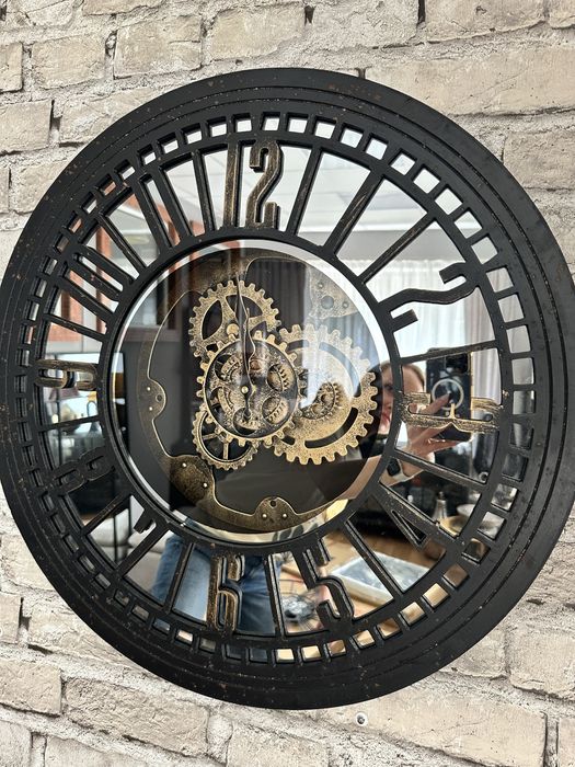 Часы настенные