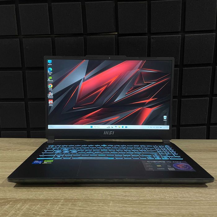 Ноутбук MSI CYBORG 15 A12VF 144Hz I5-12450H/16GB/512GB SSD/RTX4060-8GB ГАРАНТІЯ