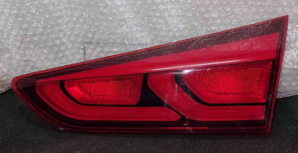 Farolim da Mala Direito 92404c8000 - HYUNDAI i20 II