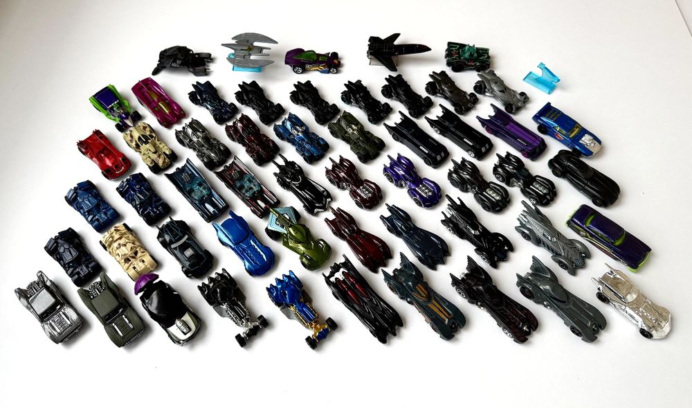 Hot Wheels Batman DC розпродаж