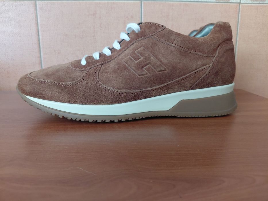 Кросівки HOGAN. Made in Italy.
