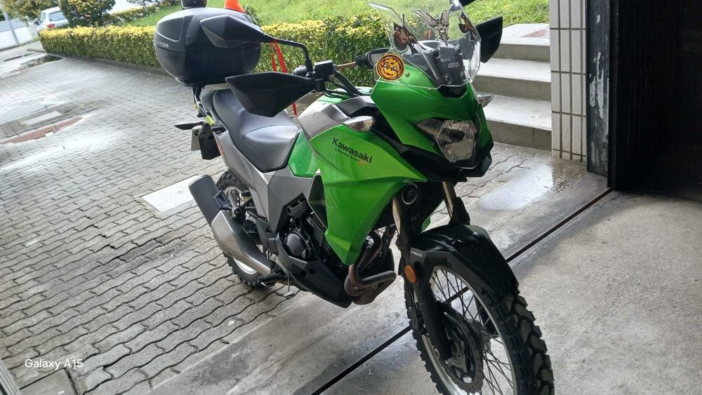moto cavazaki versos 300