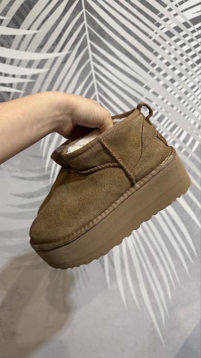 Замшеві чоботи UGG W Classic Ultra Mini Platform колір коричневий