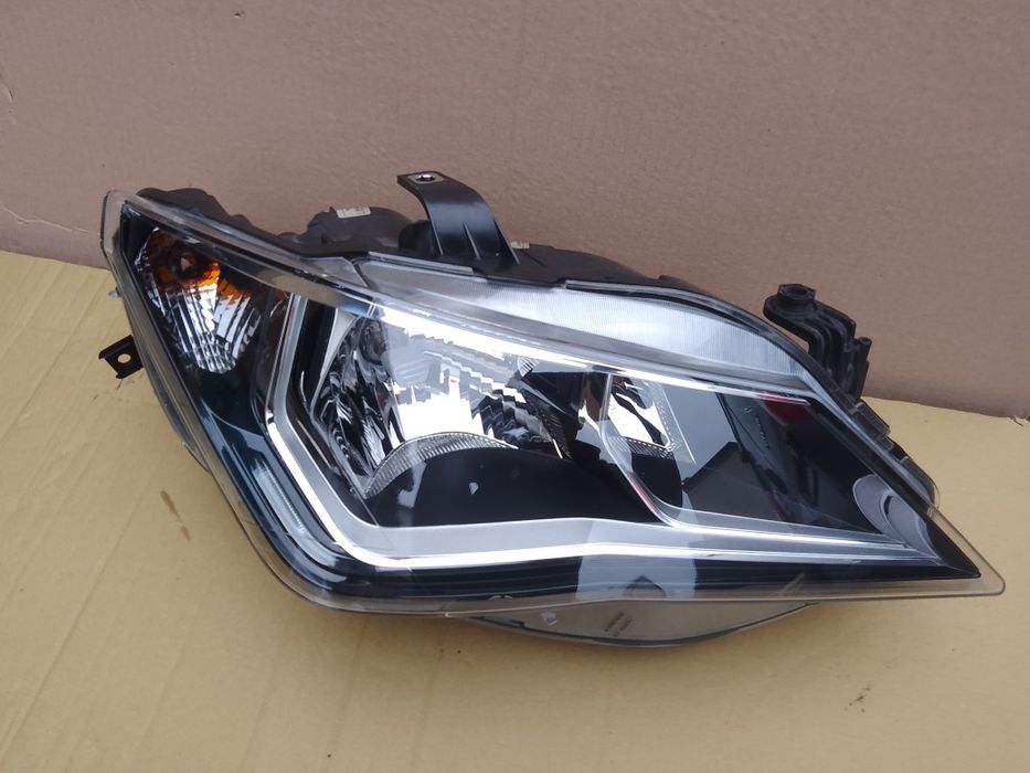 Lampa prawa seat Ibiza lift LED 6j1 Europa