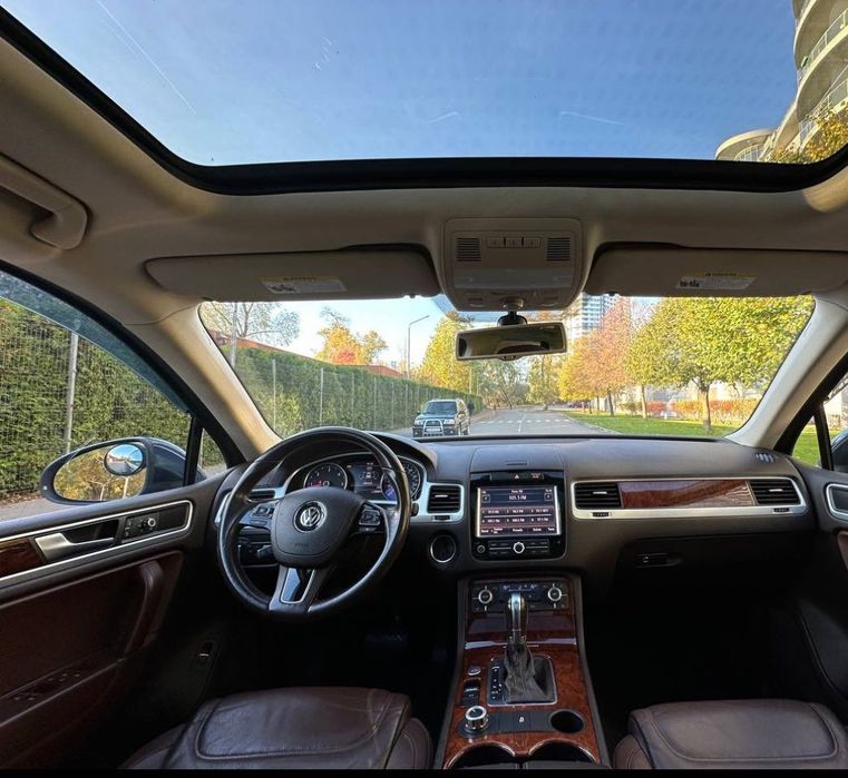 Фольцваген Туарег 2014 р 3 л.